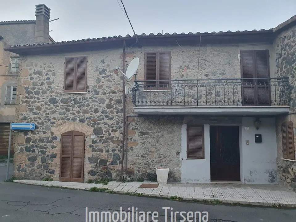 Casa indipendente in vendita a Castel Giorgio - foto 3