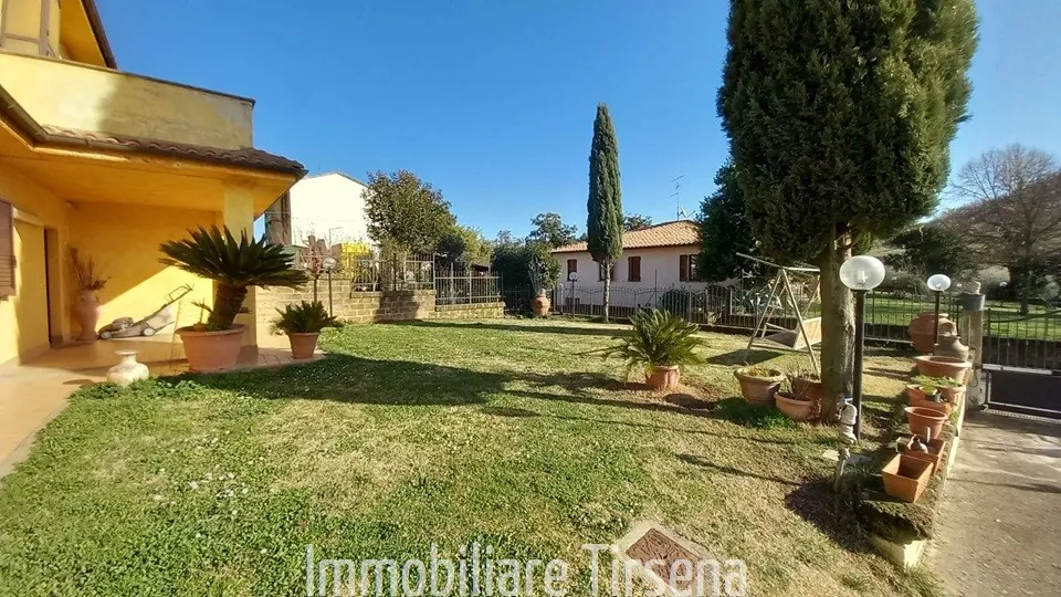 Casa bifamiliare in vendita a Castel Viscardo - foto 2