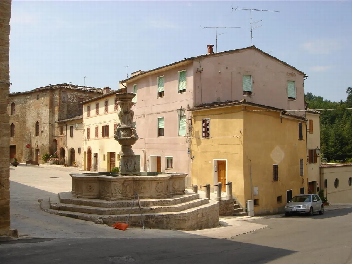 Appartamento in vendita a Asciano - foto 1