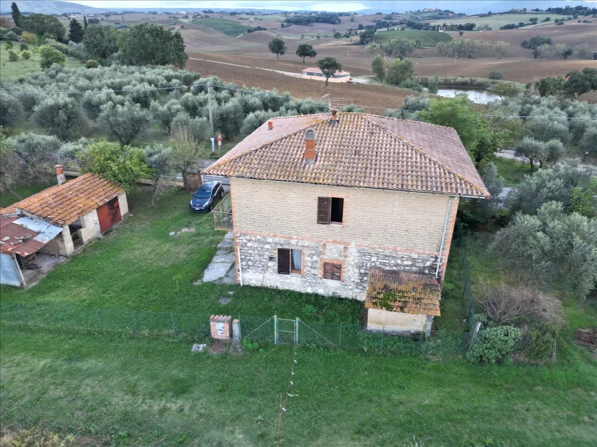 Casa indipendente in vendita a Castiglione del Lago - Gioiella - foto 3