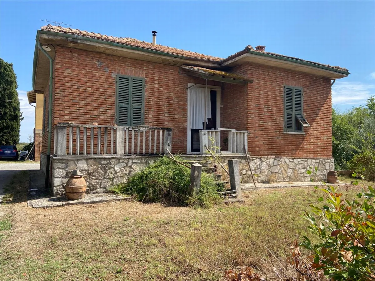 Casa indipendente in vendita a Castiglione del Lago - foto 2