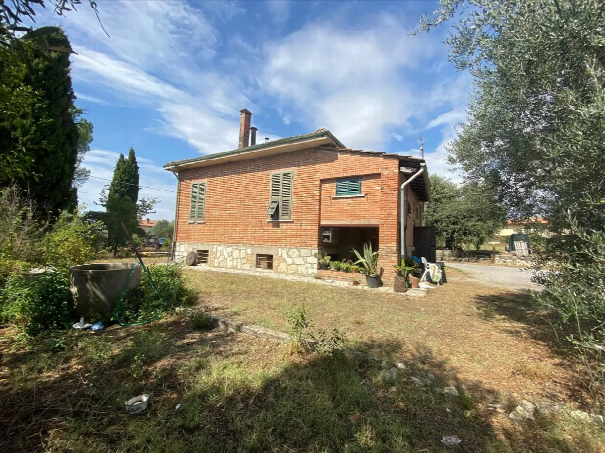 Casa indipendente in vendita a Castiglione del Lago - foto 3