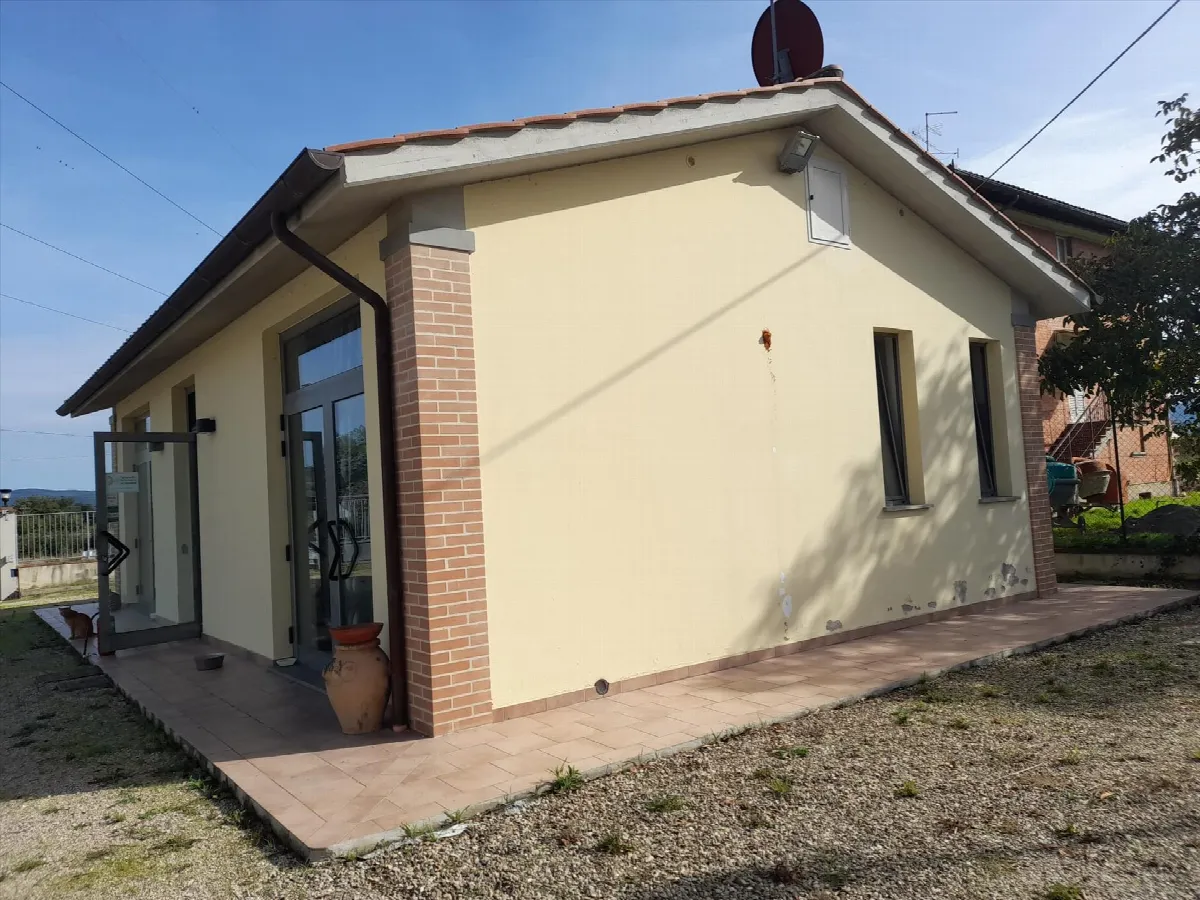 Casa indipendente in vendita a Castiglione del Lago - foto 5