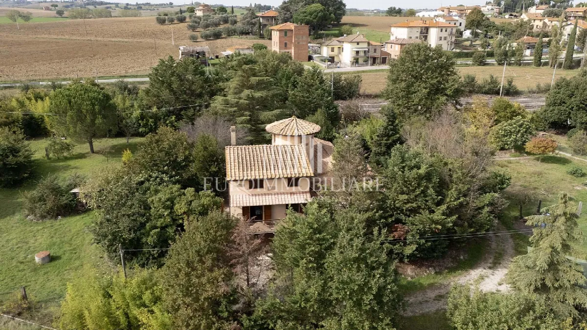Villa in vendita a Castiglione del Lago - foto 4