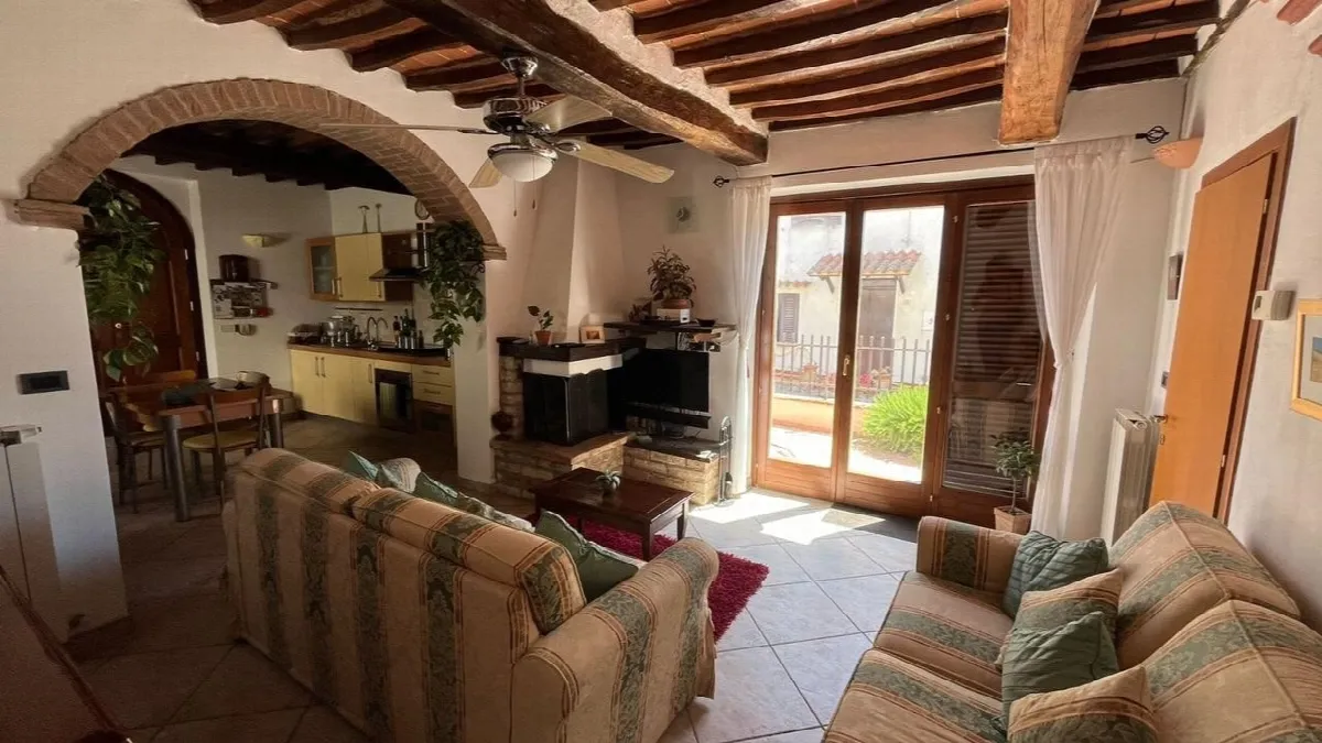 Casa indipendente in vendita a Castiglione del Lago - foto 9