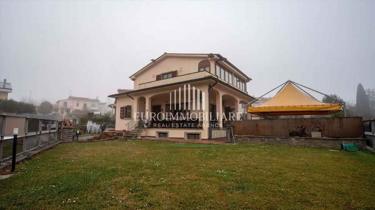 Villa in vendita a Arezzo - Chiani - foto 5