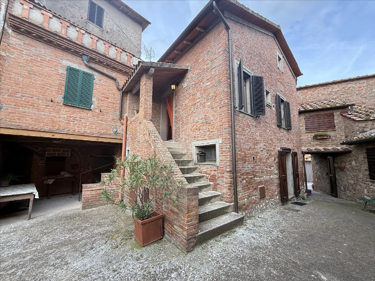 Casa indipendente in vendita a Castiglione del Lago - Cimbano - foto 2