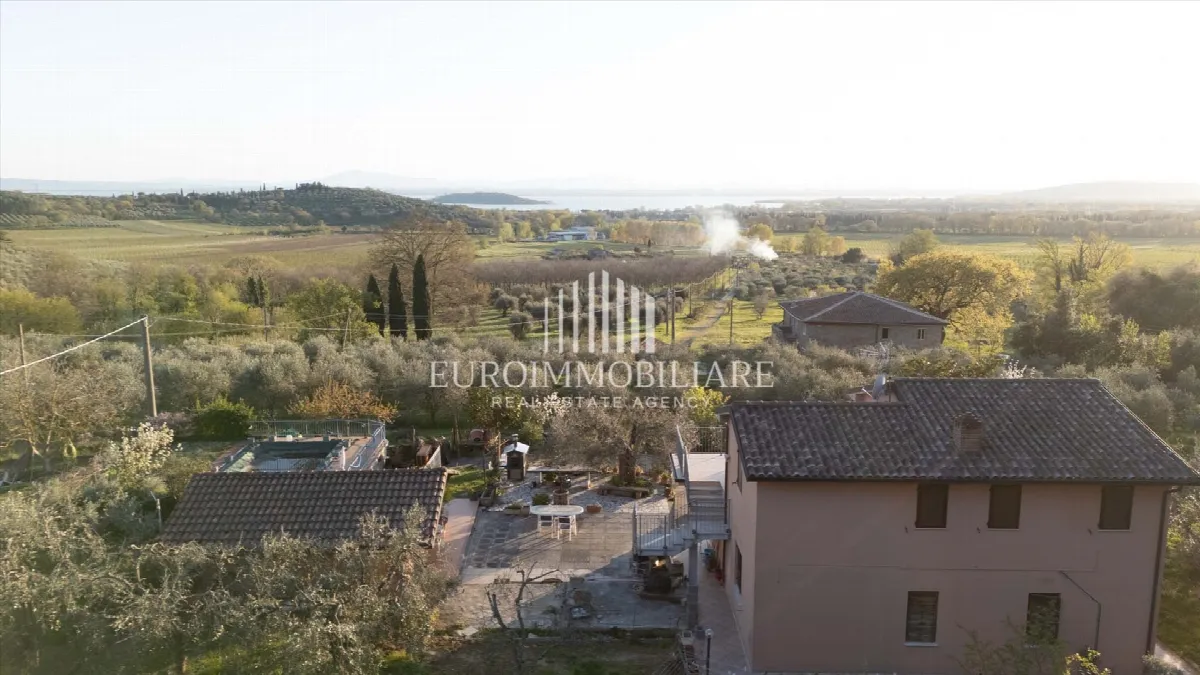 Villa in vendita a Passignano sul Trasimeno - foto 6