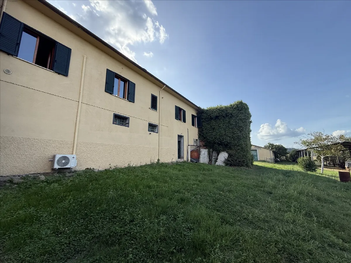 Casa indipendente in vendita a Lucignano - foto 3