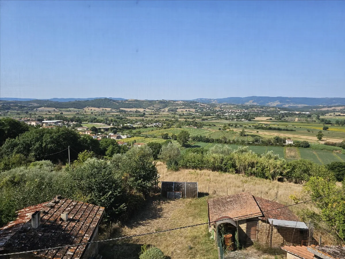 Casa indipendente in vendita a Fabro - foto 6
