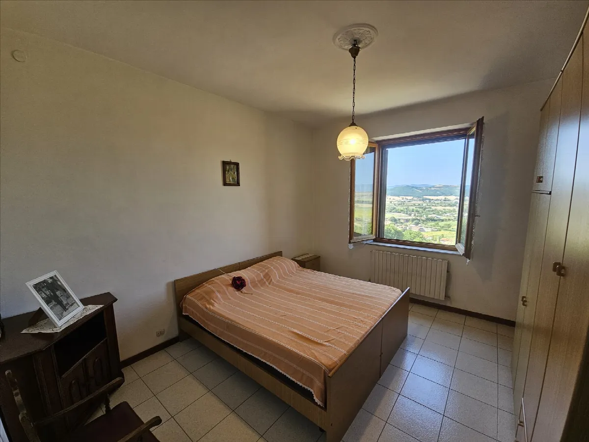 Casa indipendente in vendita a Fabro - foto 9