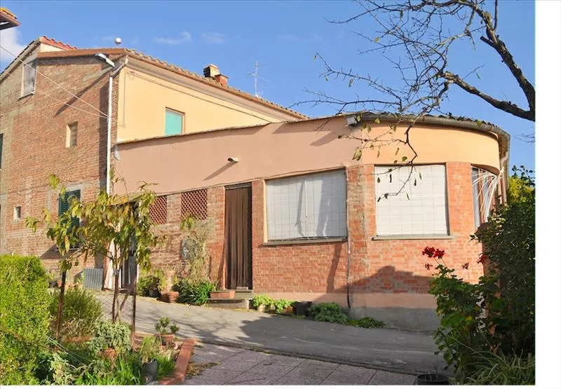 Casa indipendente in vendita a Castiglione del Lago - foto 2