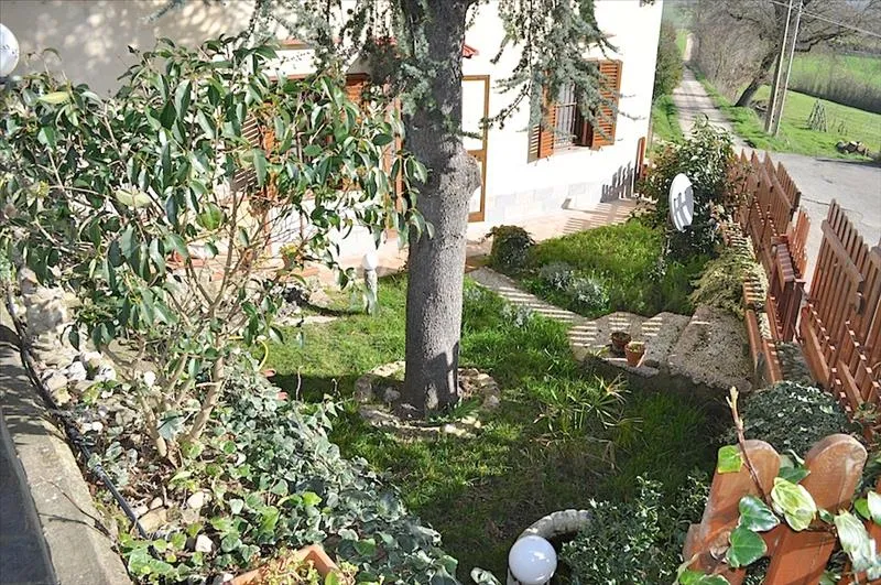 Casa indipendente in vendita a Castiglione del Lago - foto 8