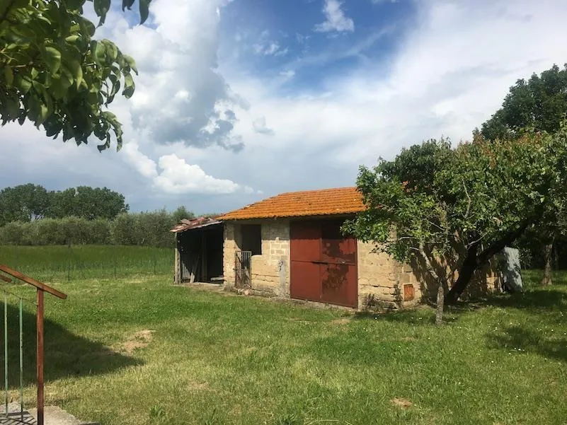 Casa indipendente in vendita a Castiglione del Lago - foto 2