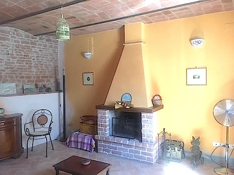 Casa indipendente in vendita a Castiglione del Lago - foto 2