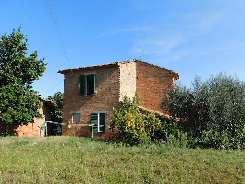 Casa indipendente in vendita a Castiglione del Lago - foto 1