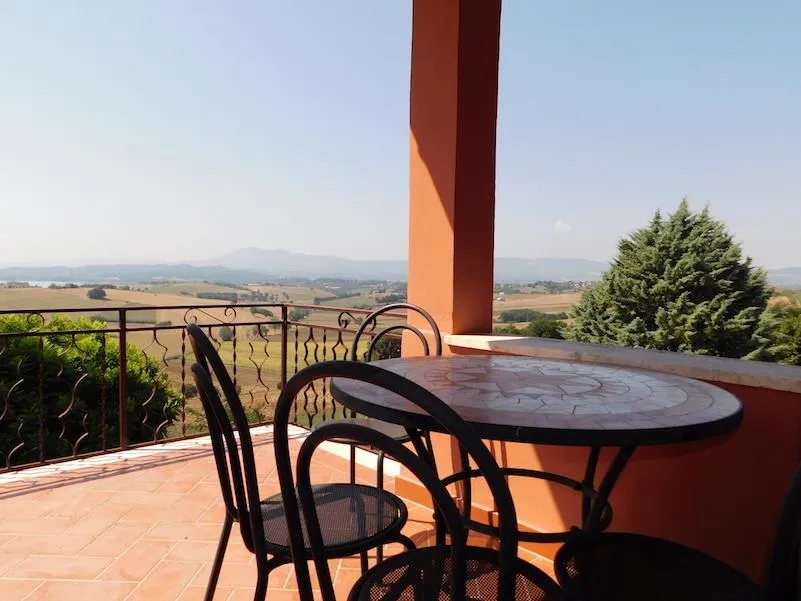 Casa indipendente in vendita a Castiglione del Lago - foto 2