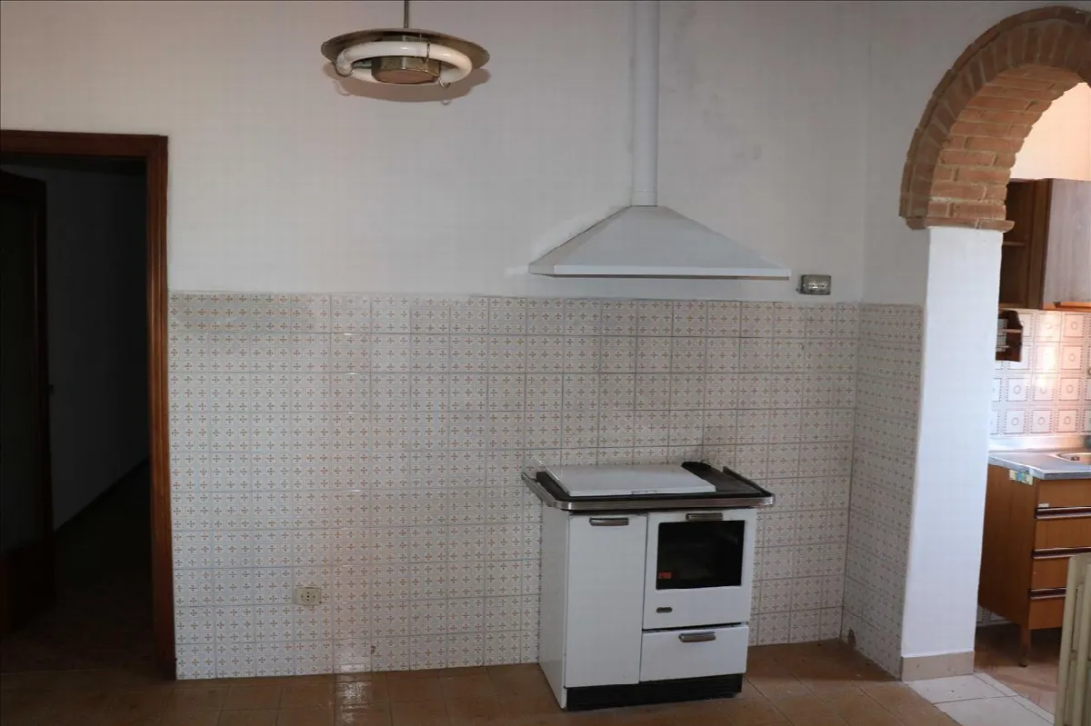 Casa indipendente in vendita a Castiglione del Lago - foto 4