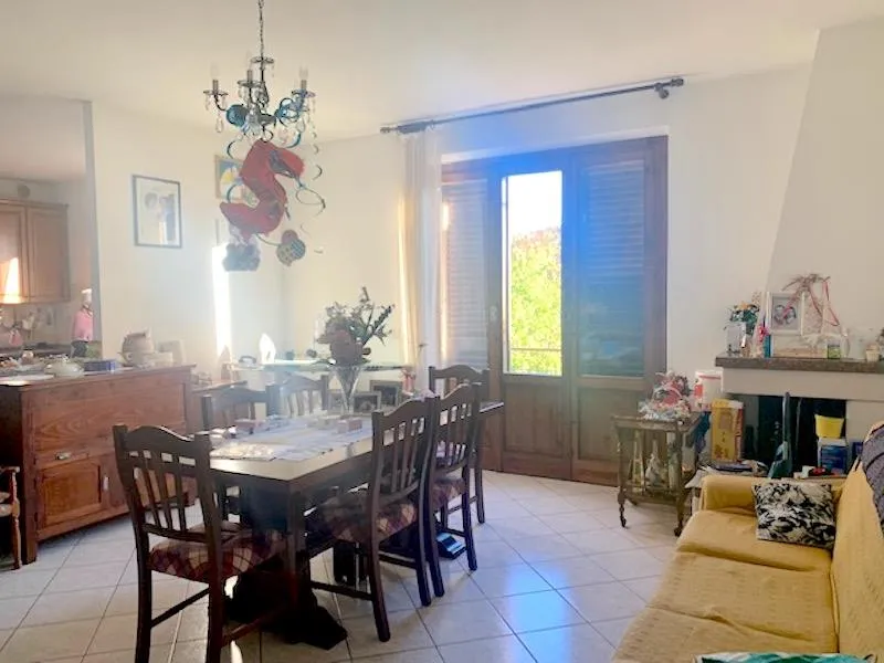 Casa indipendente in vendita a Castiglione del Lago - foto 2