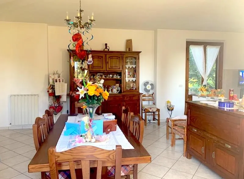 Casa indipendente in vendita a Castiglione del Lago - foto 3