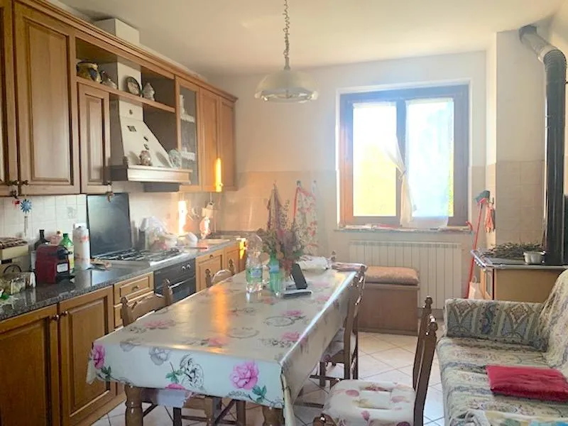 Casa indipendente in vendita a Castiglione del Lago - foto 4