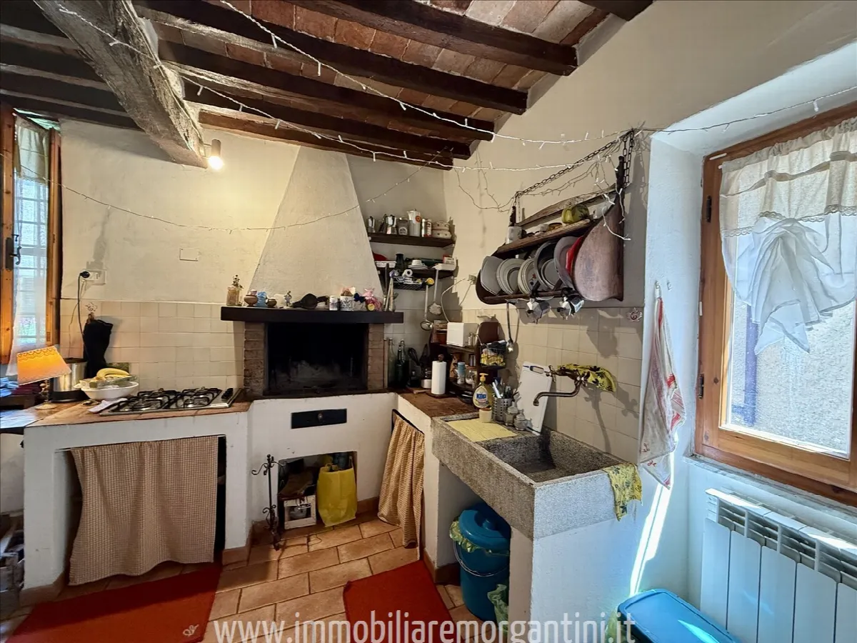 Casa indipendente in vendita a Sarteano - Centro storico - foto 2
