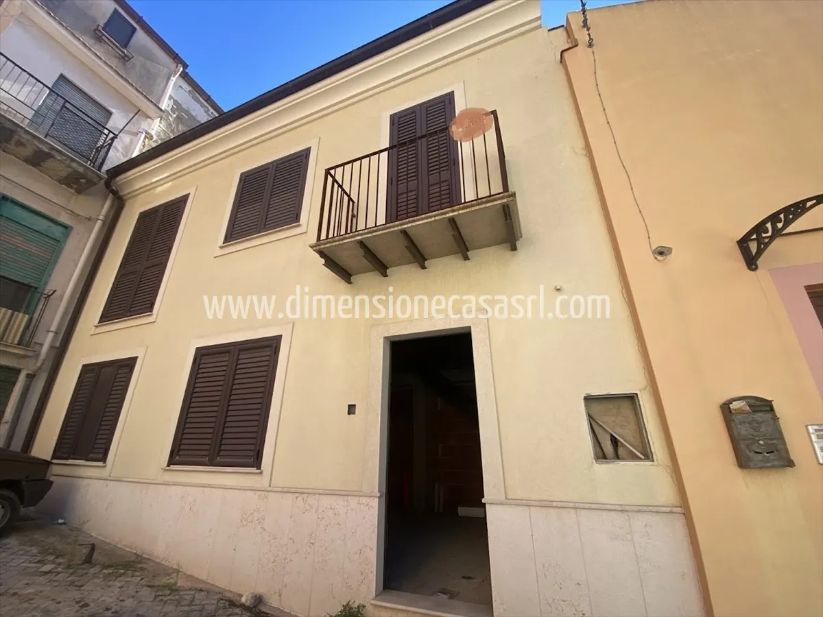 Casa indipendente in vendita a San Cataldo - foto 2