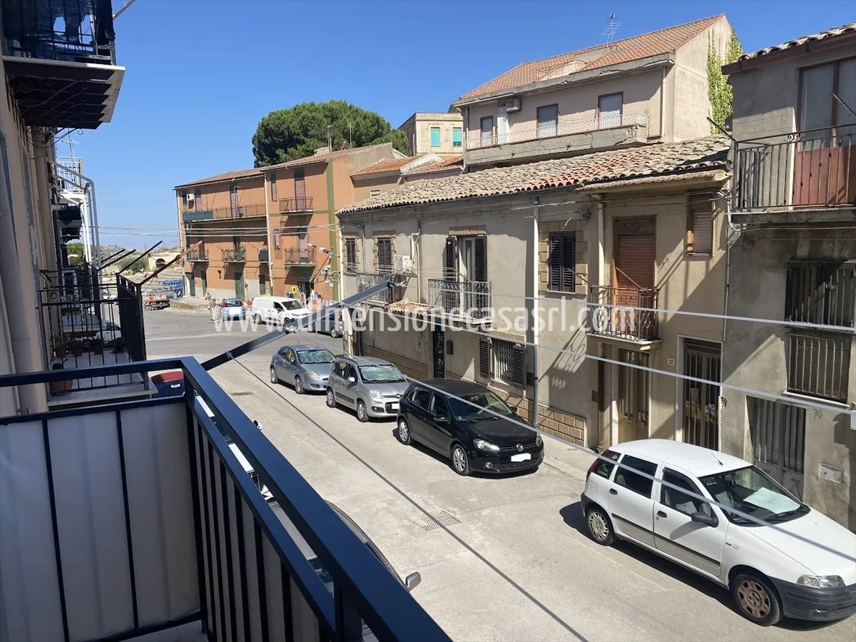 Casa indipendente in vendita a San Cataldo - foto 9