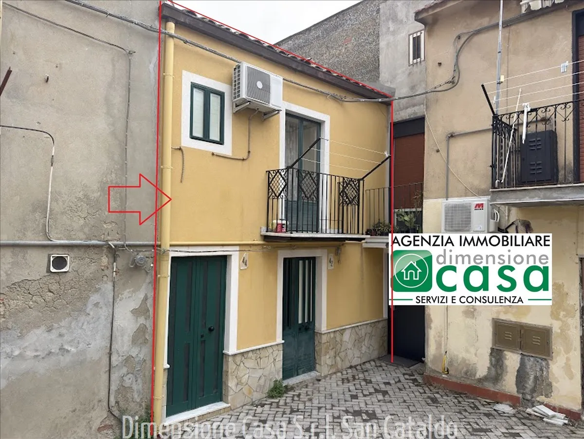 Casa indipendente in vendita a San Cataldo - foto 2
