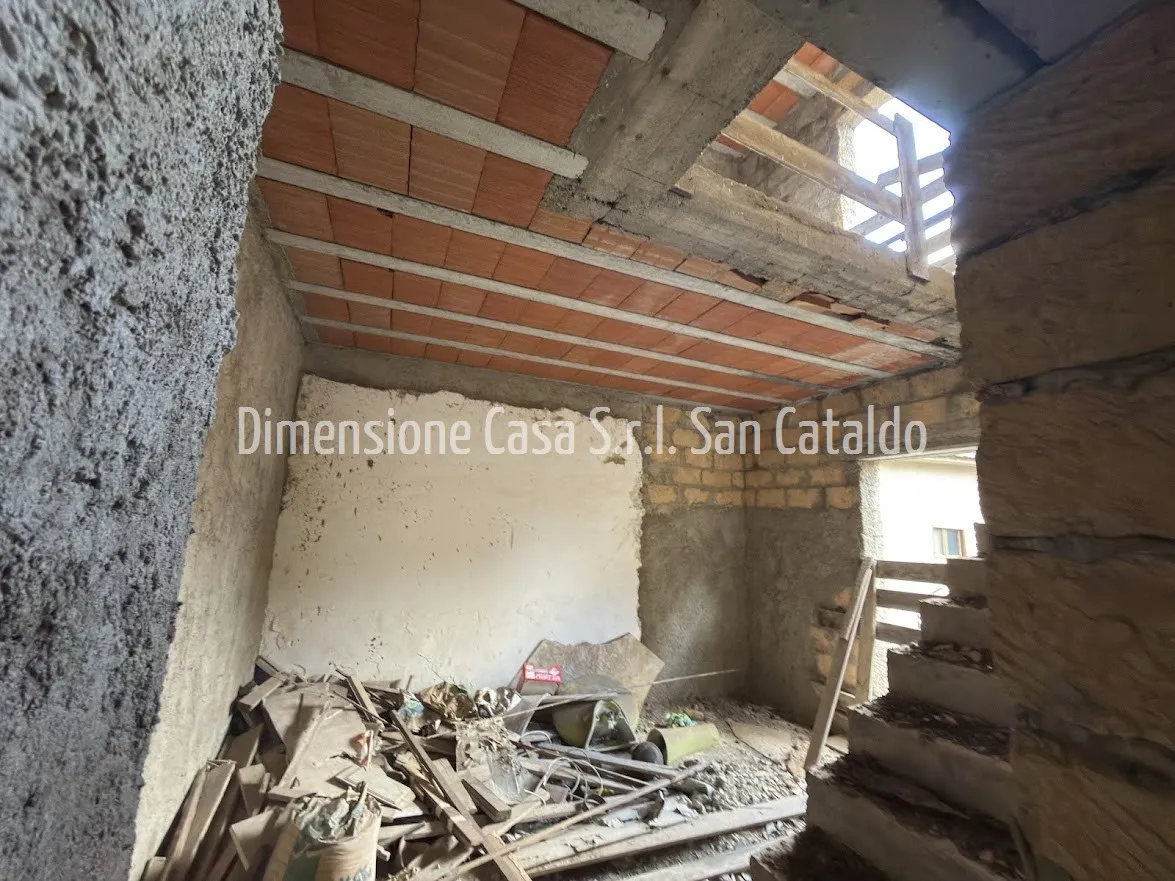 Casa indipendente in vendita a San Cataldo - foto 5