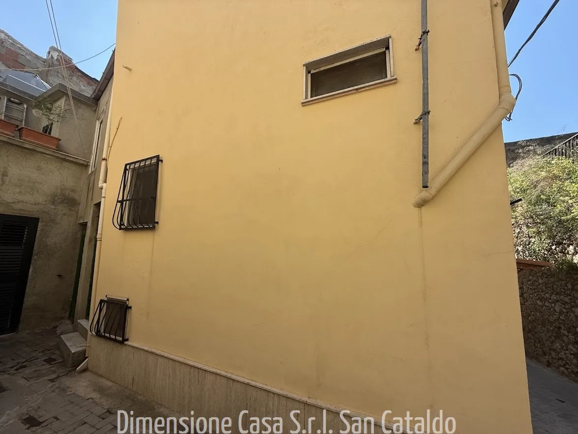 Casa indipendente in vendita a San Cataldo - foto 4