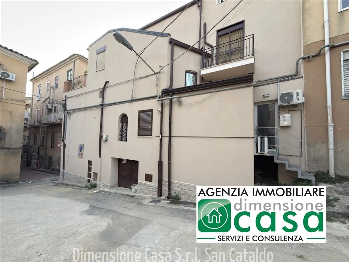 Casa indipendente in vendita a San Cataldo - foto 1