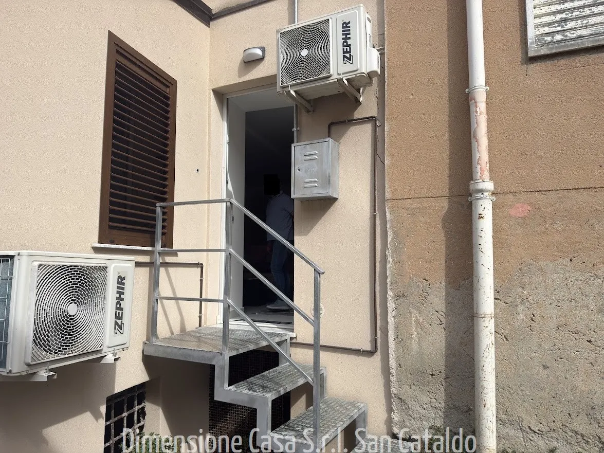 Casa indipendente in vendita a San Cataldo - foto 2
