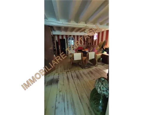 Appartamento in vendita a Firenze - PIAZZA PITTI-PONTE VECCHIO-COSTA SAN GIORGIO - foto 2