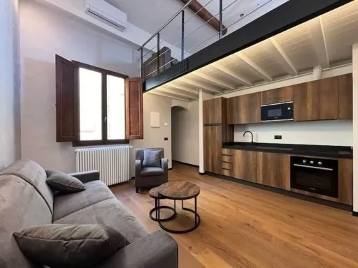 Appartamento in vendita a Firenze - PORTA SAN FREDIANO-PIAZZA SANTO SPIRITO - foto 2