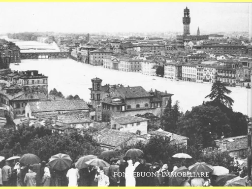 Stabile in vendita a Firenze - PIAZZA SAN MARCO-LAMARMORA-S.S.ANNUNZIATA - foto 2