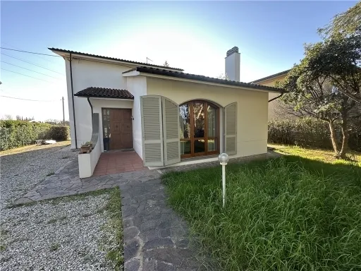 Villa in vendita a Empoli - VILLANOVA - foto 1