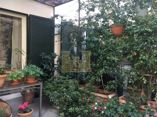Appartamento in vendita a Firenze - PIAZZA SANTA CROCE-SANT'AMBROGIO - foto 1