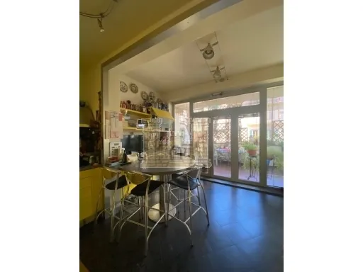 Villa in vendita a Firenze - CAMPO DI MARTE-VIALE VOLTA - foto 2
