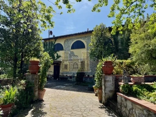 Villa in vendita a Signa - foto 1