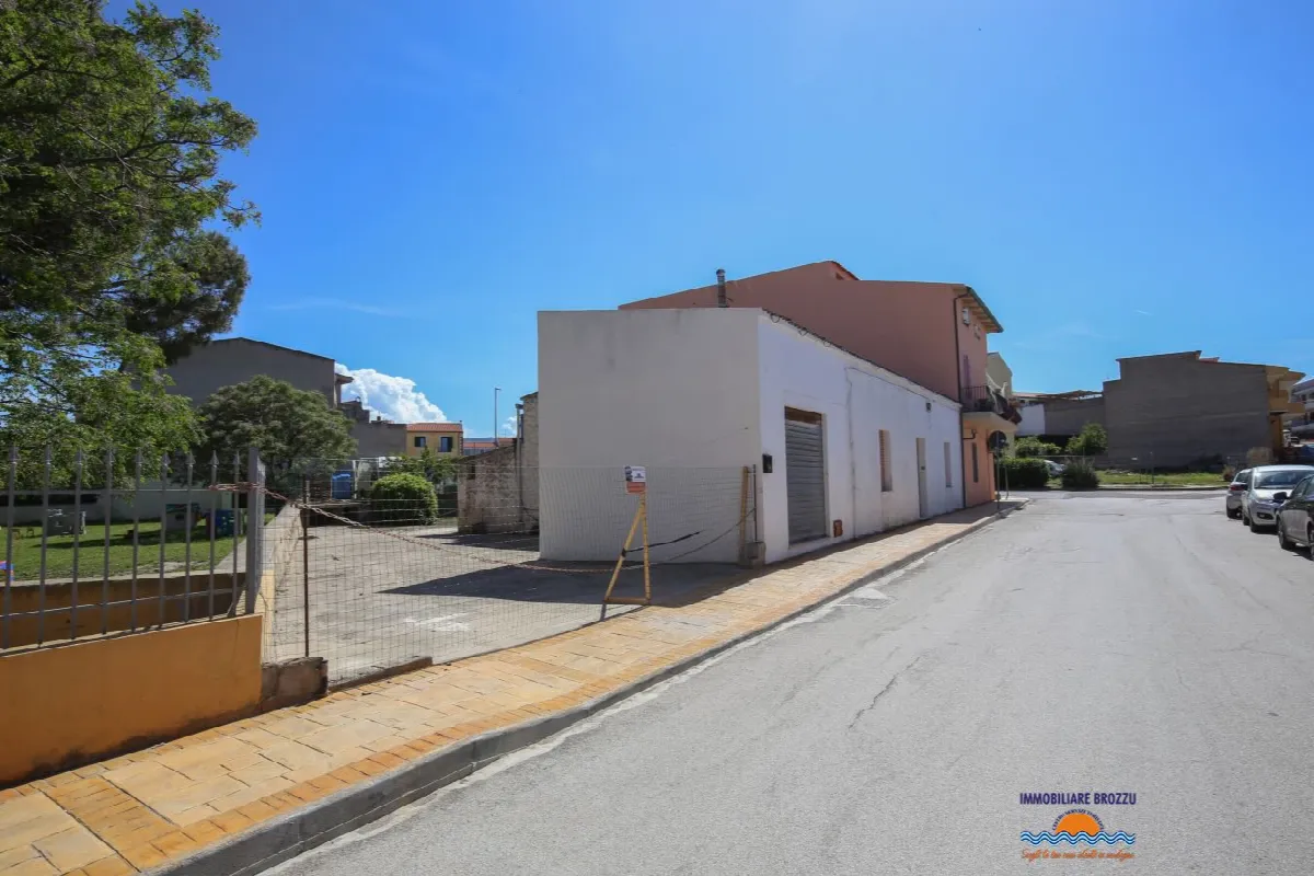 Casa indipendente in vendita a Valledoria - foto 2