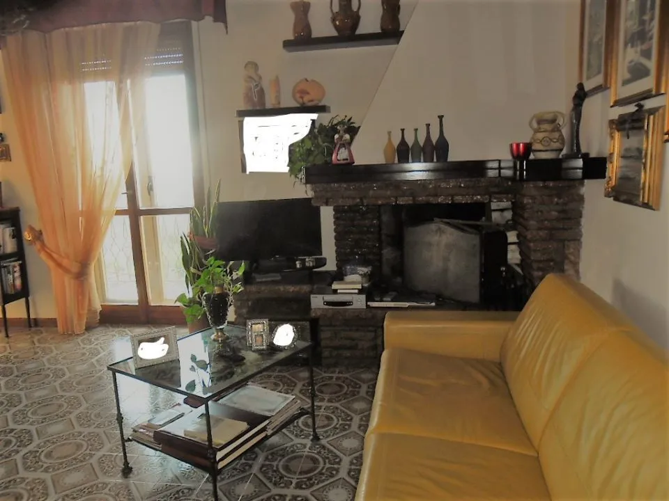 Appartamento in vendita a Castelnuovo Magra - Molicciara - foto 2