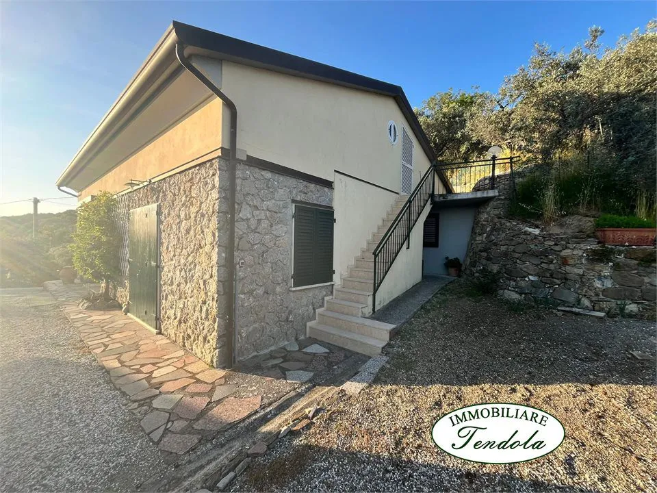 Casa indipendente in vendita a Castelnuovo Magra - foto 9
