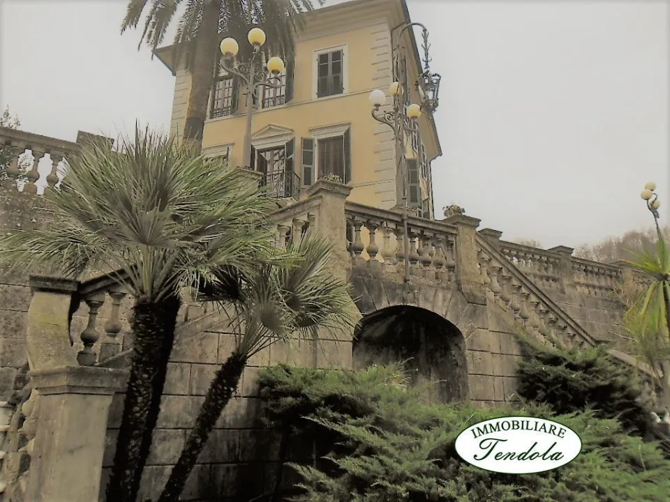 Villa in vendita a Carrara - foto 1