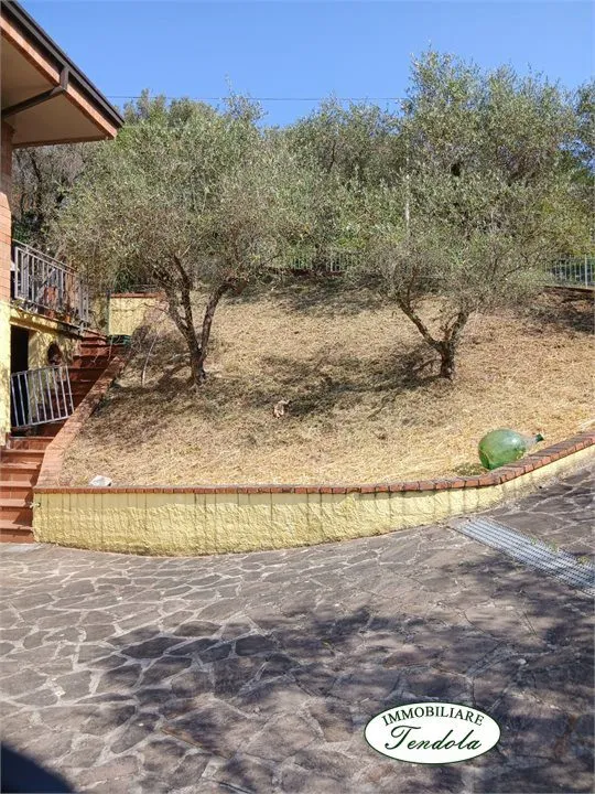 Casa indipendente in vendita a Fosdinovo - foto 3