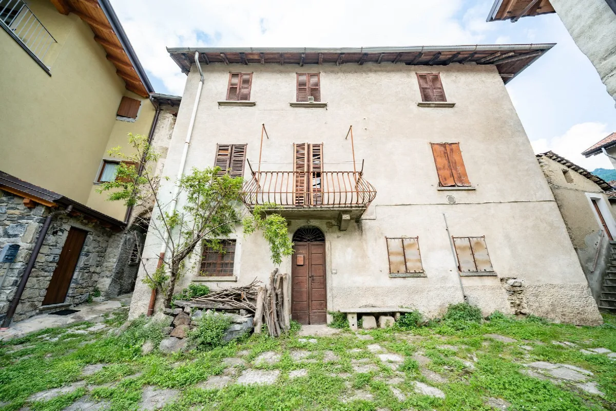Casa indipendente in vendita a Mandello del Lario - foto 3
