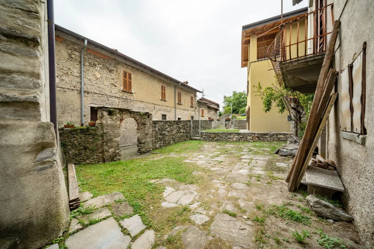 Casa indipendente in vendita a Mandello del Lario - foto 6