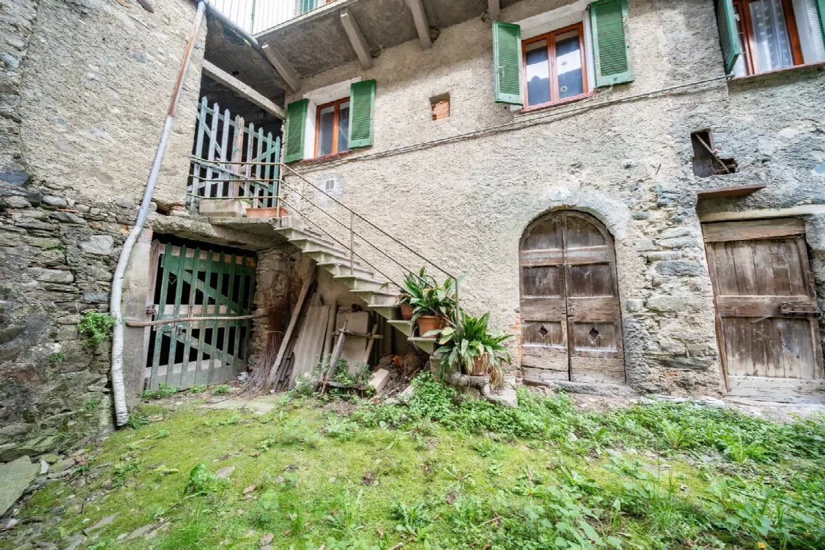 Casa indipendente in vendita a Mandello del Lario - foto 5
