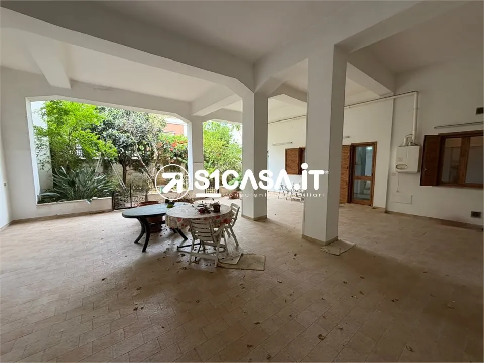 Casa indipendente in vendita a Galatone - foto 1