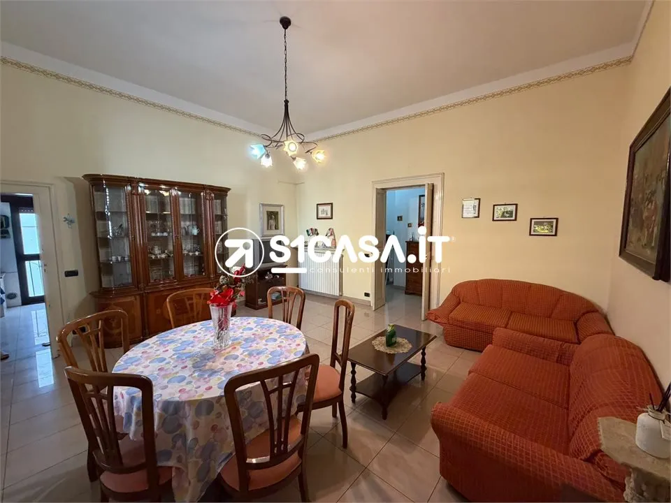 Casa indipendente in vendita a Galatone - foto 1